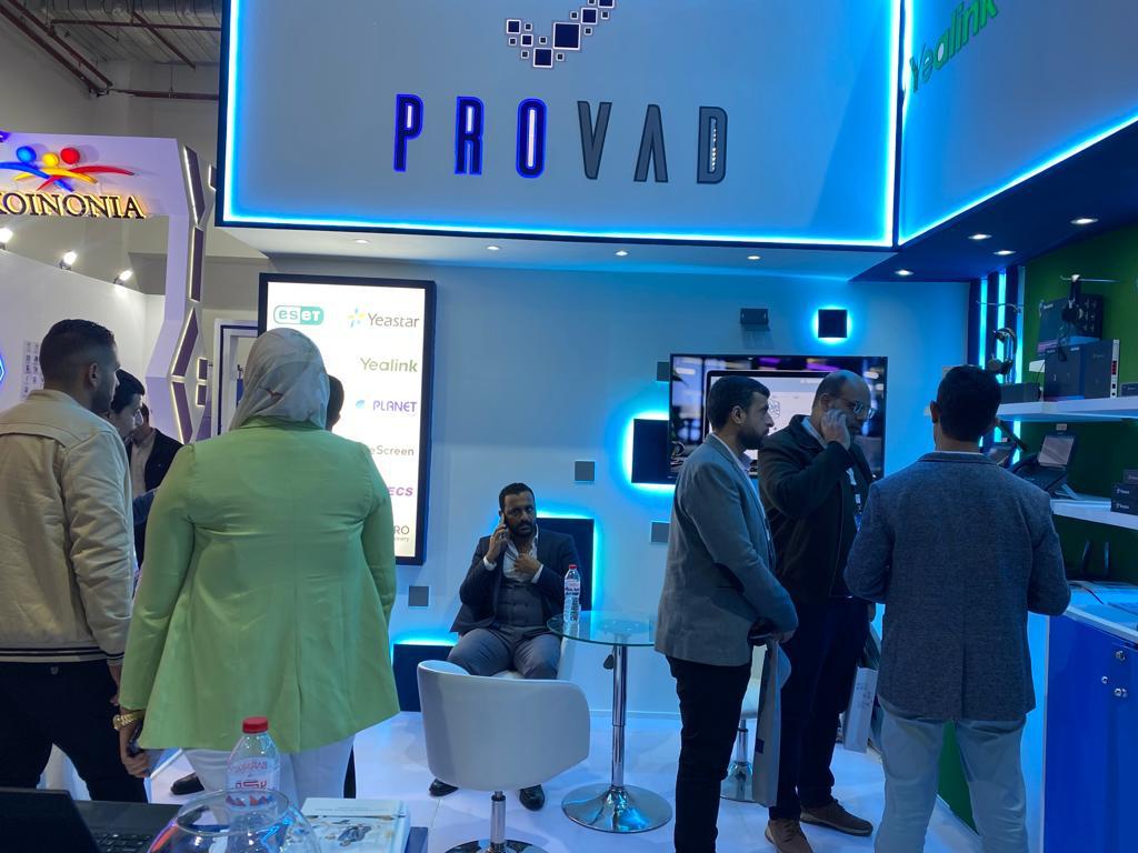Visitors exploring Provad multi-vendor showcase